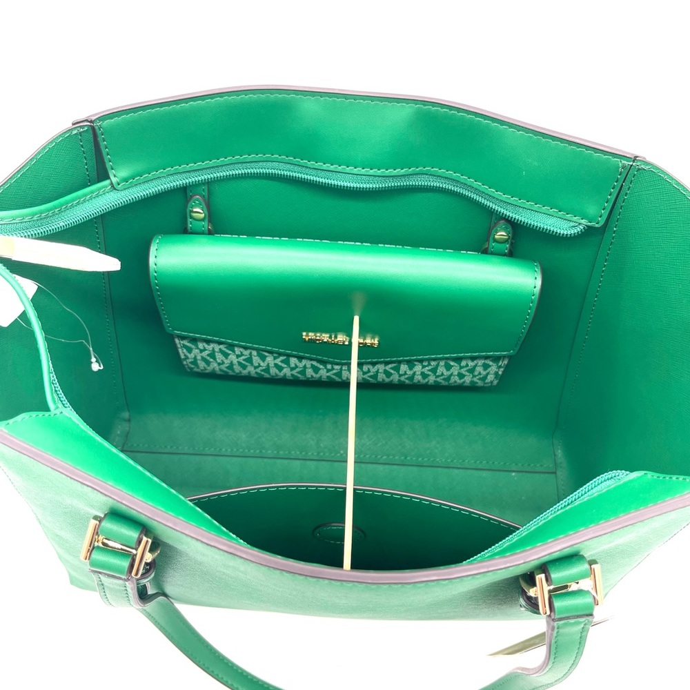 Michael Kors Charlotte Large 3 in 1 Tote Bag - Picture 6 of 16